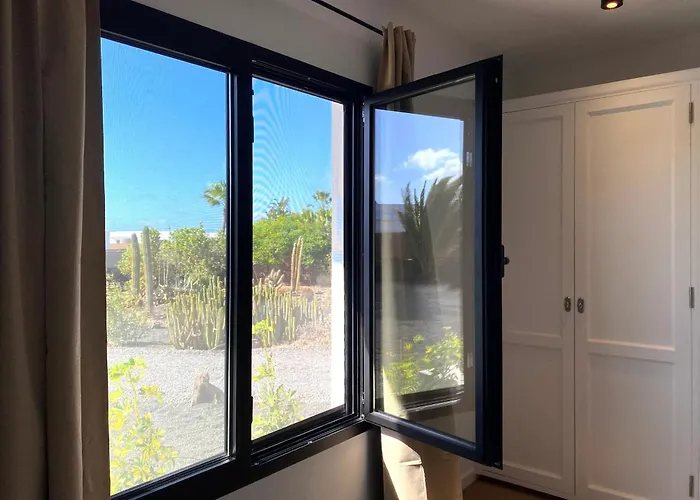 Villa Modern In Lajares With Private Pool *