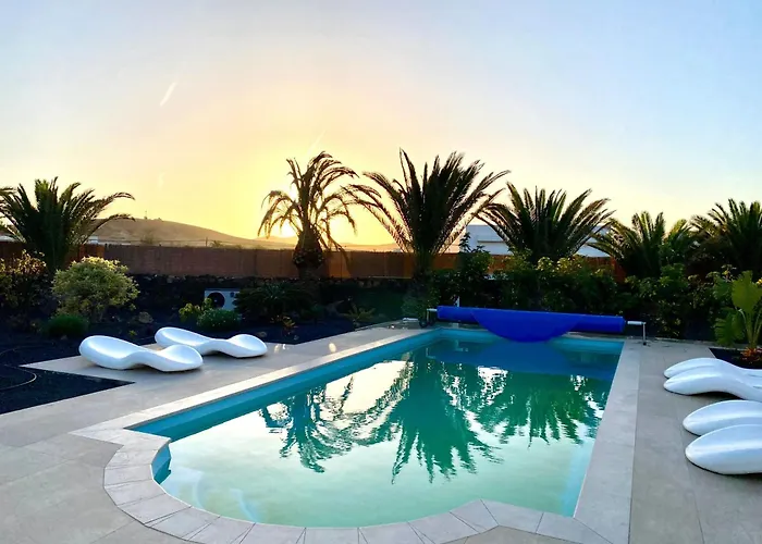 Villa Modern In Lajares With Private Pool *